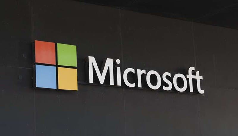 Корпорация Microsoft определена в качестве получателей федеральной помощи
